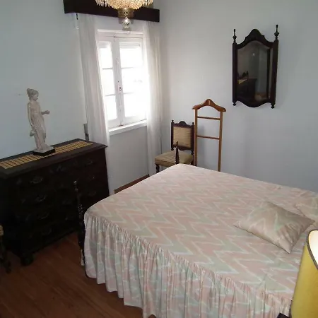 Casa Zizi Bela Lourinha (Lisbon)