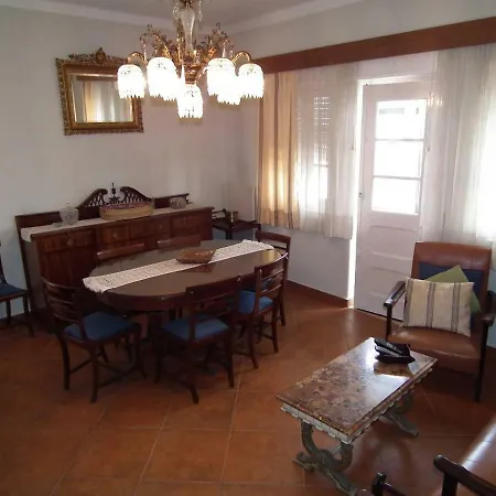 Casa Zizi Bela * Lourinhã